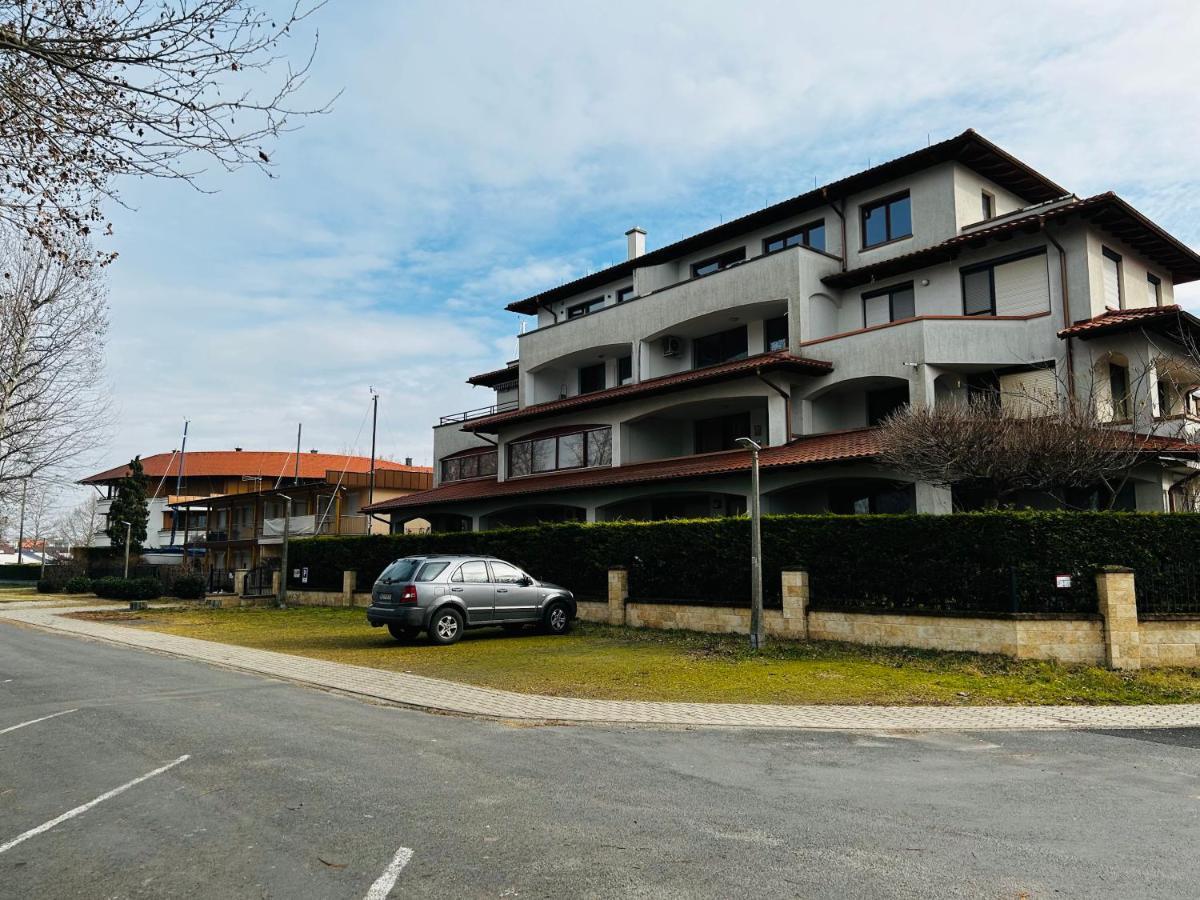 Pannaroza Apartman Balatonlelle Eksteriør billede